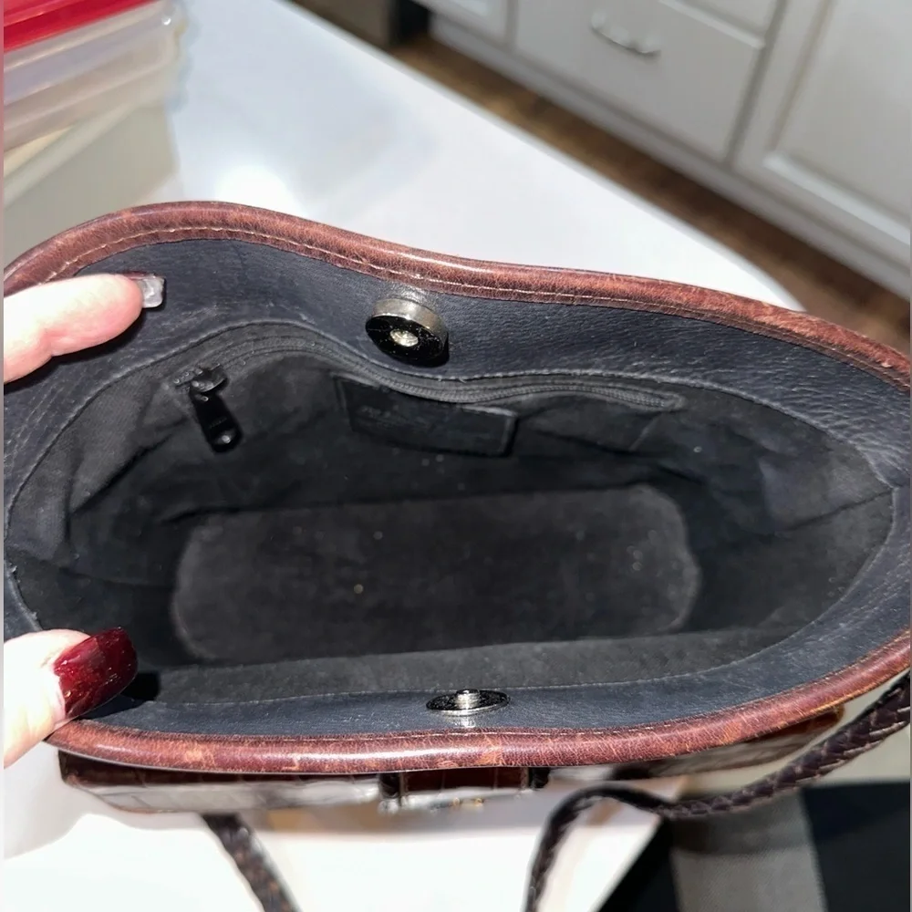 Brighton Black Brown Croc Embossed Leather Crossbody Purse w Organizer